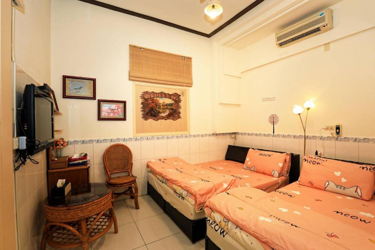 Xincun Seed Homestay 타이난 외부 사진