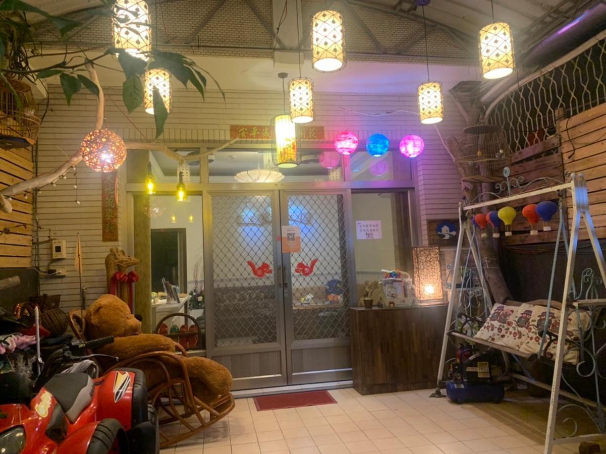Xincun Seed Homestay 타이난 외부 사진
