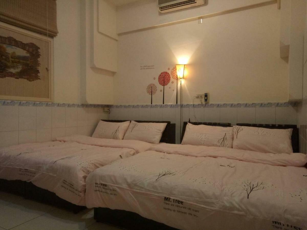 Xincun Seed Homestay 타이난 외부 사진